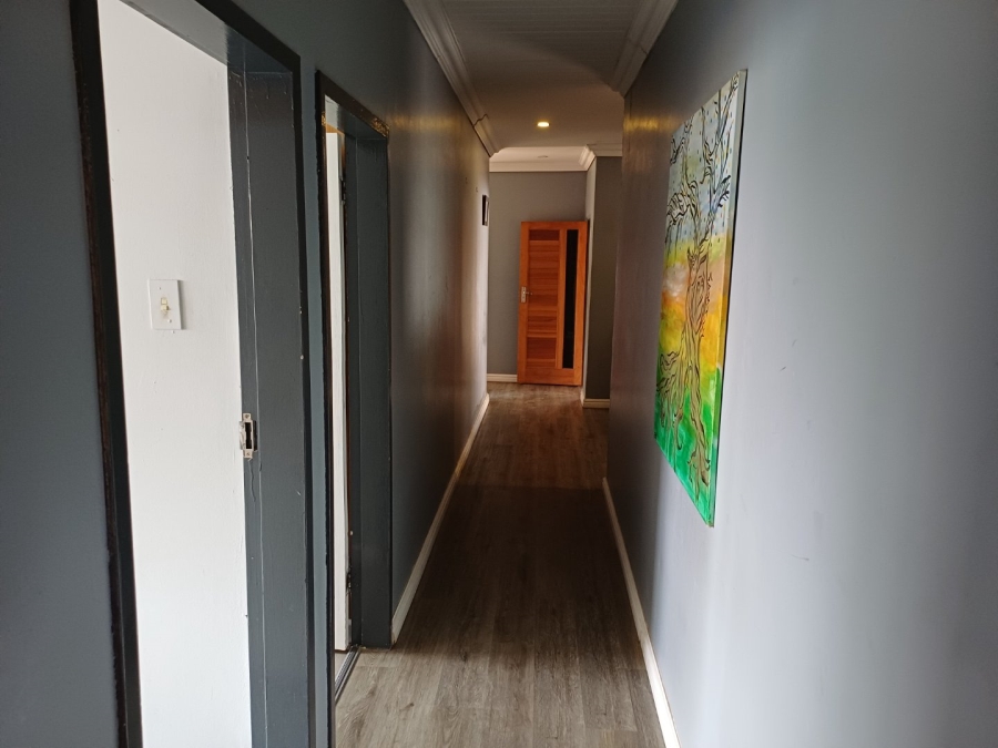 4 Bedroom Property for Sale in Generaal De Wet Free State